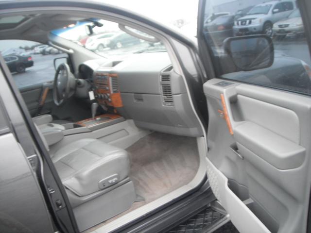 Pre-owned Car ArmadaNissan