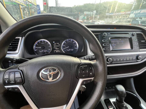 Used - Toyota HIGHLANDER LE SUV for sale in Staten Island NY