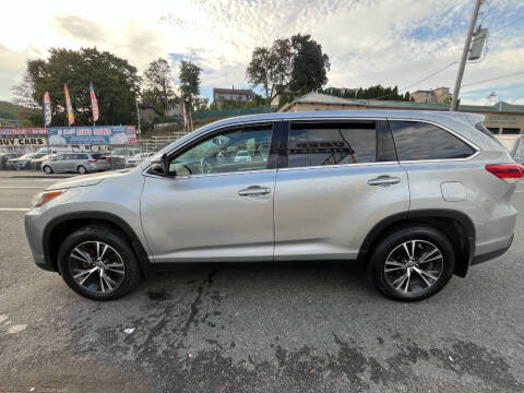Used - Toyota HIGHLANDER LE SUV for sale in Staten Island NY