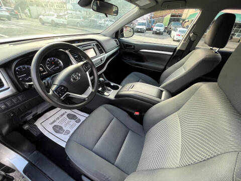 Used - Toyota HIGHLANDER LE SUV for sale in Staten Island NY