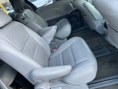 Used - Toyota Sienna XLE Minivan for sale in Staten Island NY