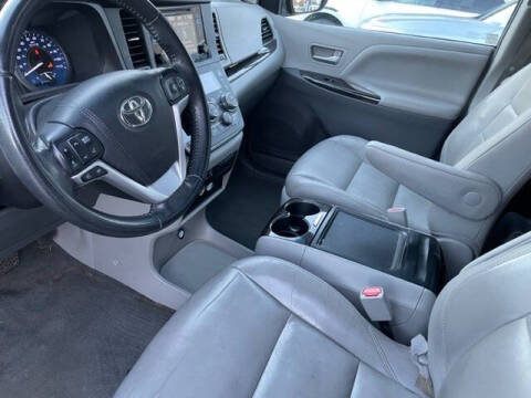 Used - Toyota Sienna XLE Minivan for sale in Staten Island NY