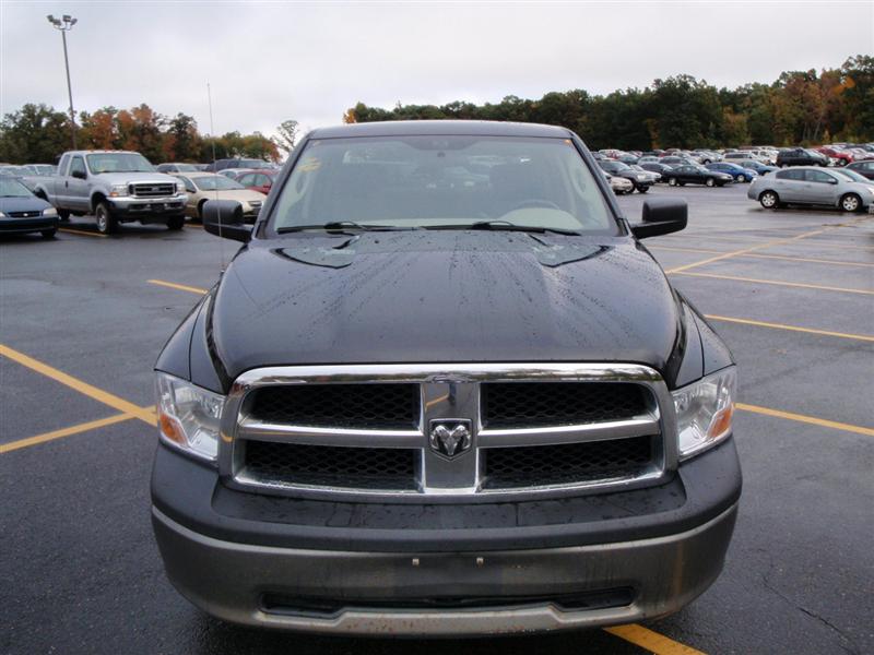 Pre-owned Car Ram 1500Dodge