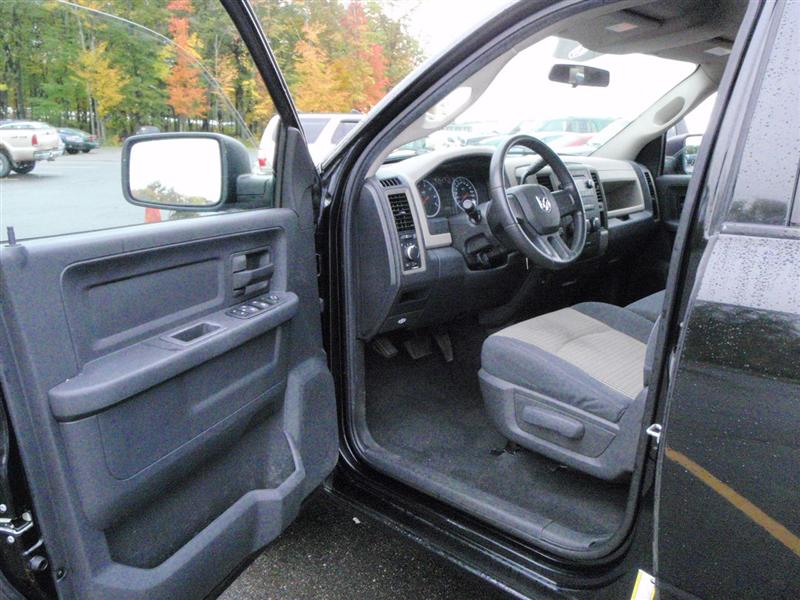 Pre-owned Car Ram 1500Dodge