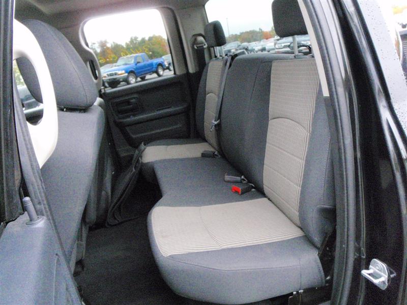 Pre-owned Car Ram 1500Dodge