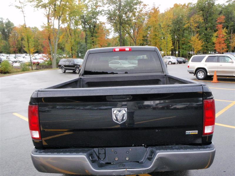 Pre-owned Car Ram 1500Dodge