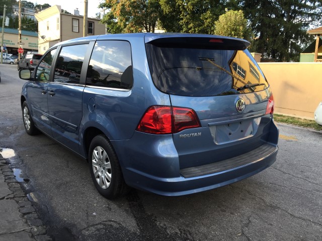 Used - Volkswagen Routan  S MiniVan for sale in Staten Island NY