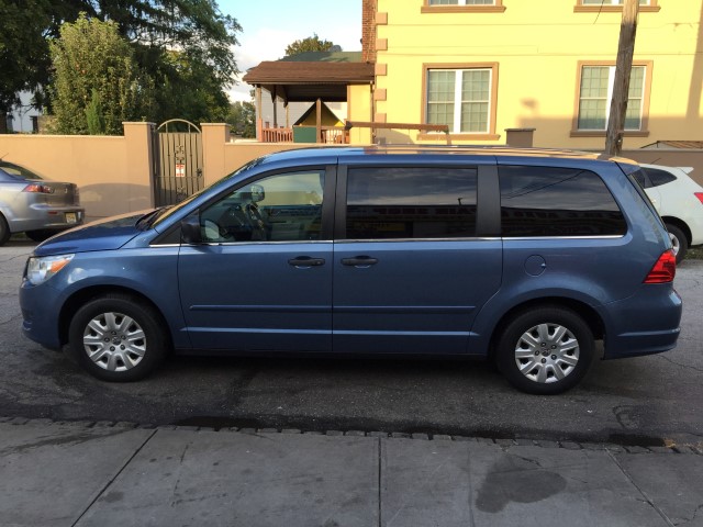 Used - Volkswagen Routan  S MiniVan for sale in Staten Island NY