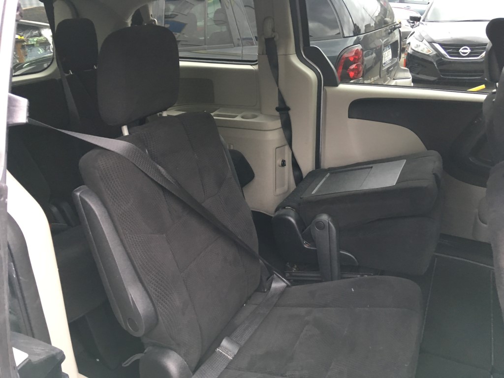 Used - Dodge Grand Caravan SE Minivan for sale in Staten Island NY