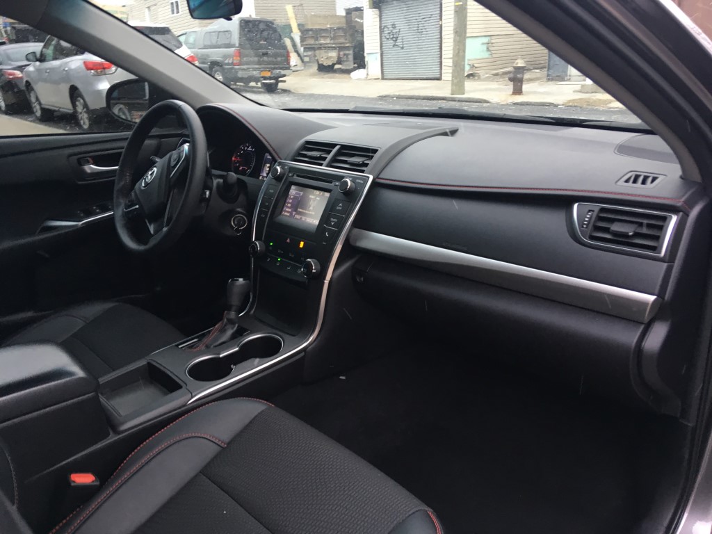 Used - Toyota Camry SE Sedan for sale in Staten Island NY