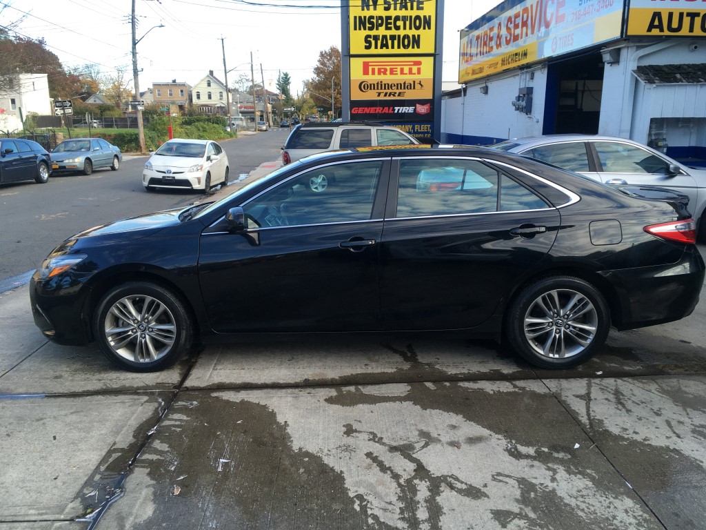 Used - Toyota Camry SE Sedan for sale in Staten Island NY