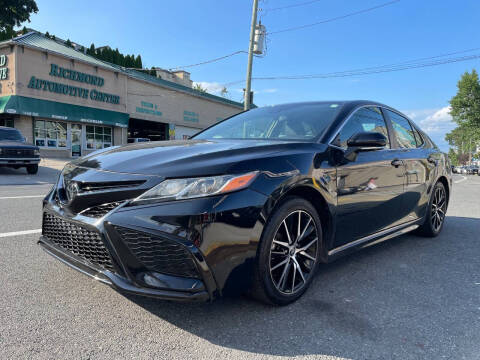 Used - Toyota Camry SE SEDAN for sale in Staten Island NY