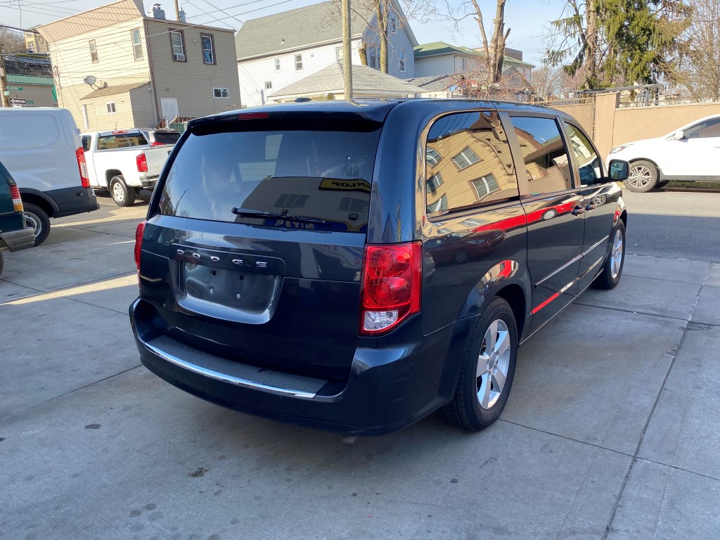 Used - Dodge Grand Caravan SE Minivan for sale in Staten Island NY