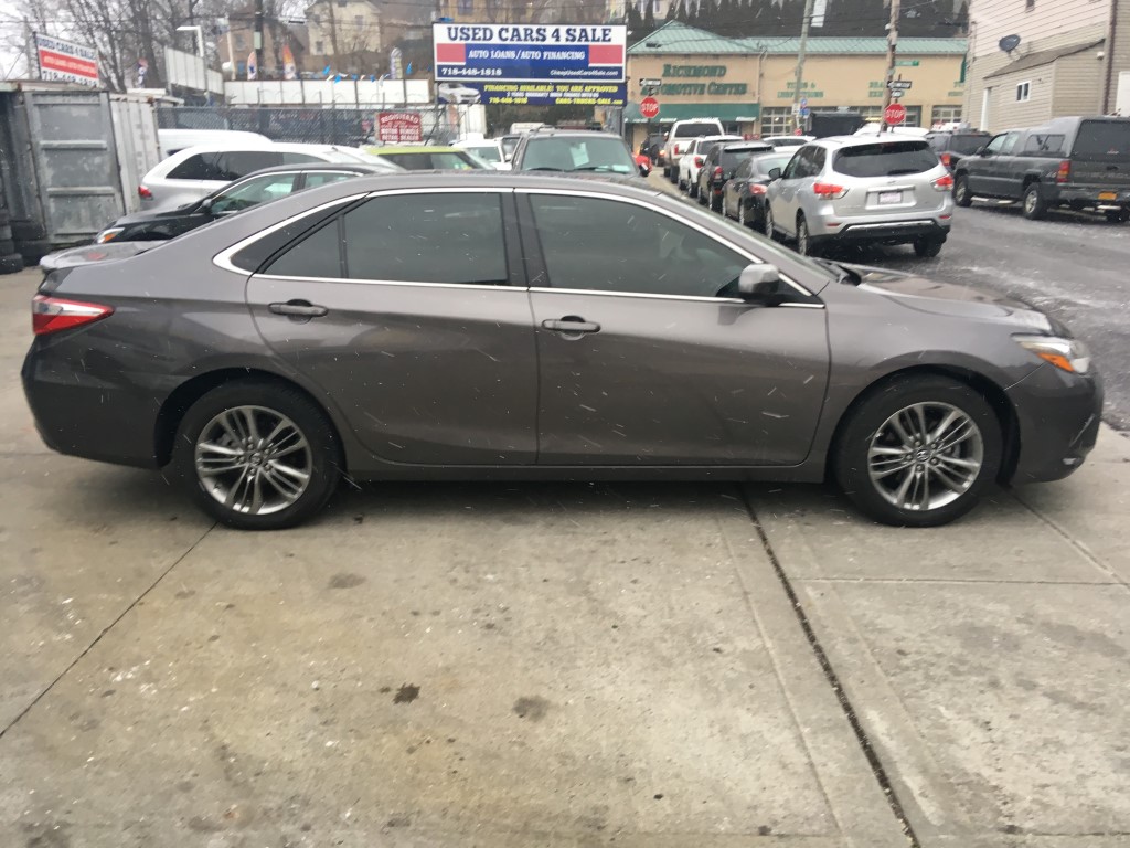 Used - Toyota Camry SE Sedan for sale in Staten Island NY