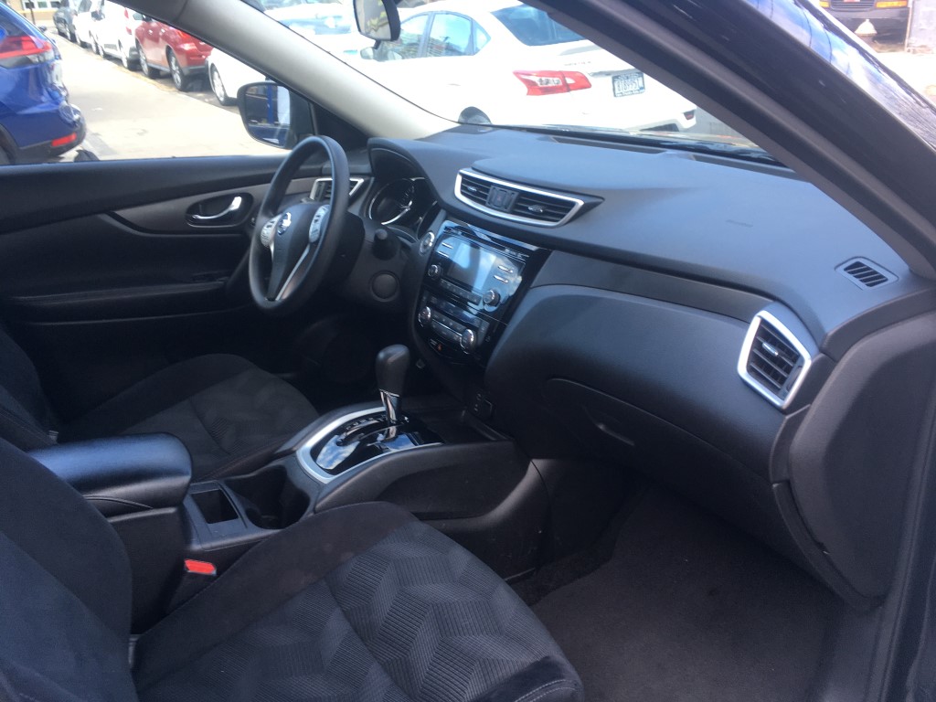 Used - Nissan Rogue SV AWD Wagon for sale in Staten Island NY