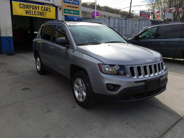 Used - Jeep Compass Altitude Edition SPORT UTILITY 4-DR for sale in Staten Island NY