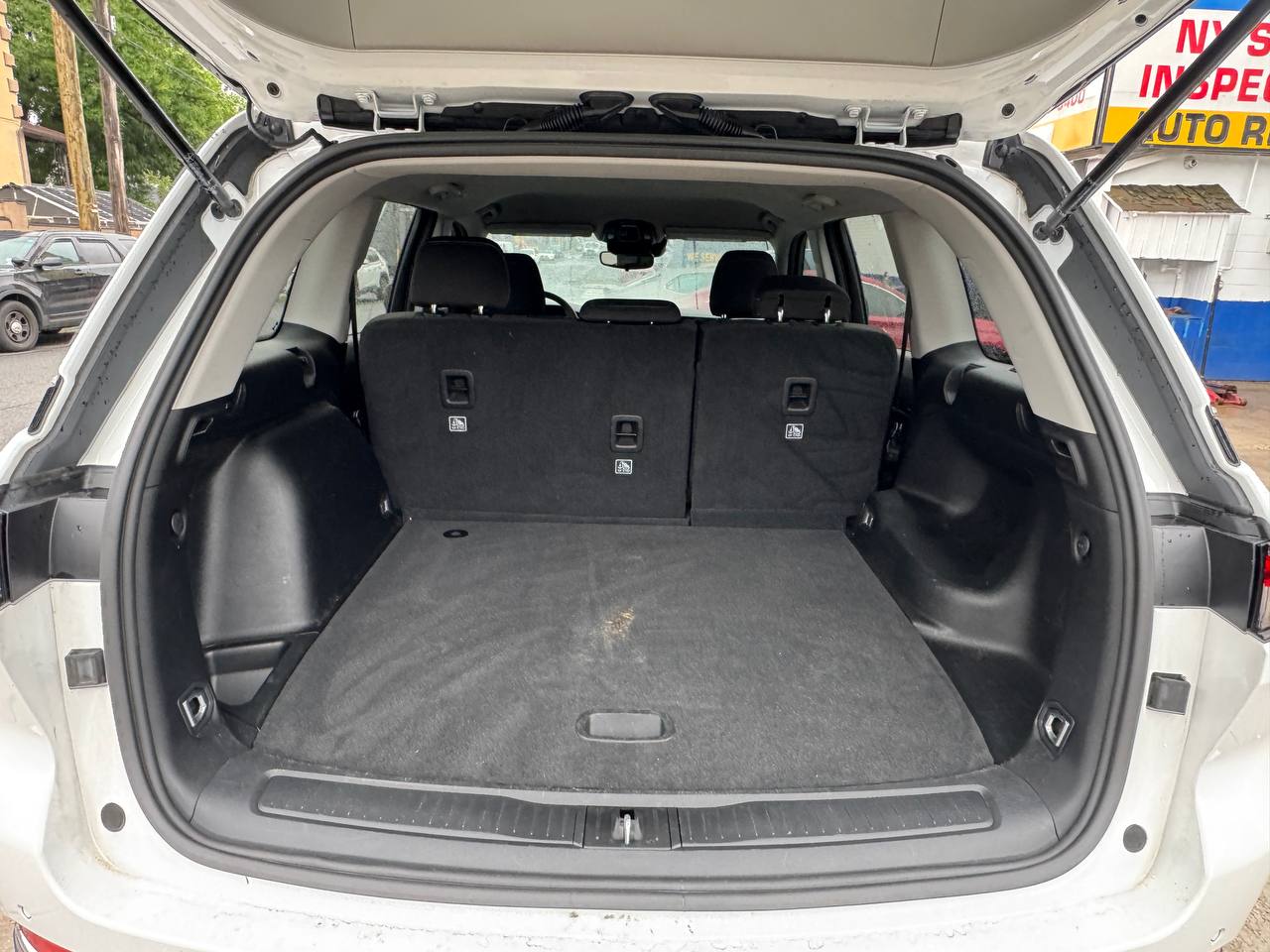 Used - Jeep Grand Cherokee Laredo 4x4 SUV for sale in Staten Island NY