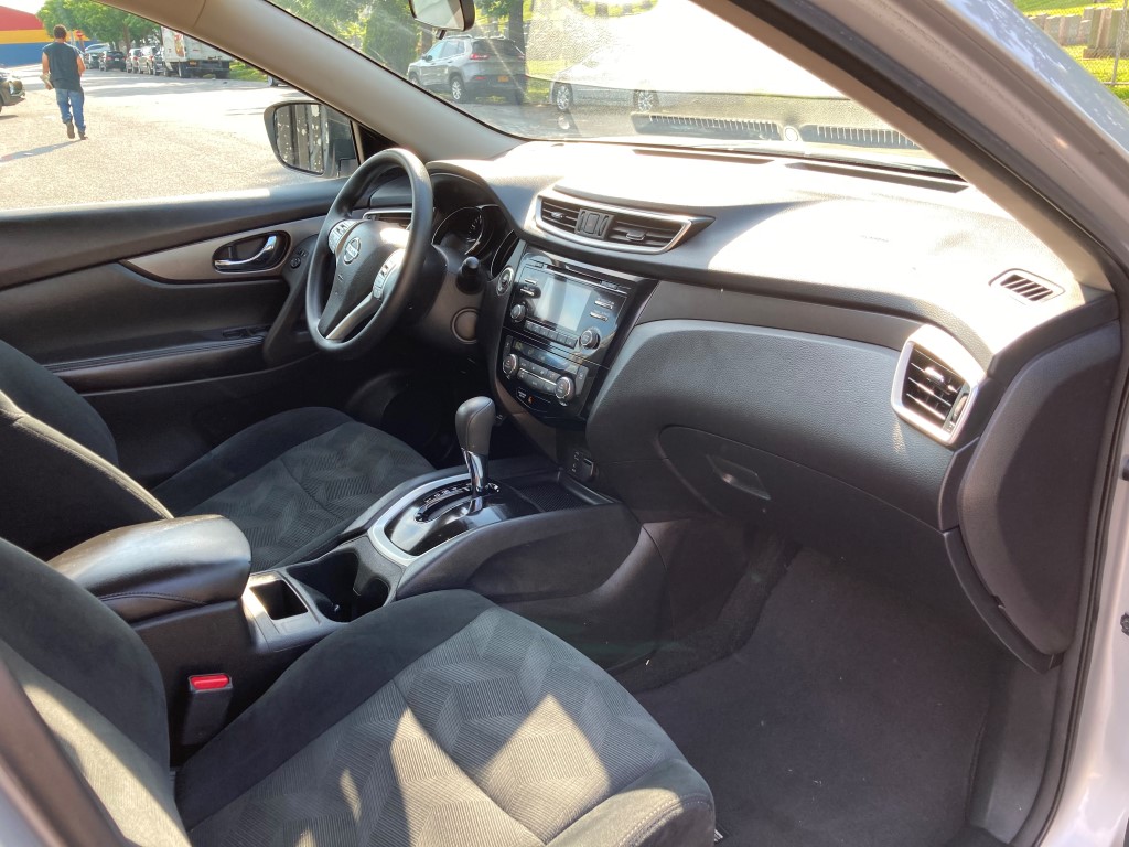 Used - Nissan Rogue SV AWD Wagon for sale in Staten Island NY