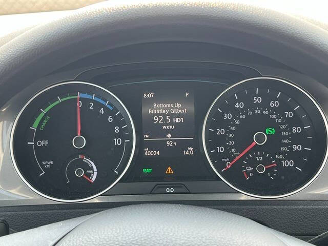 Used - Volkswagen e-Golf SE Hatchback for sale in Staten Island NY