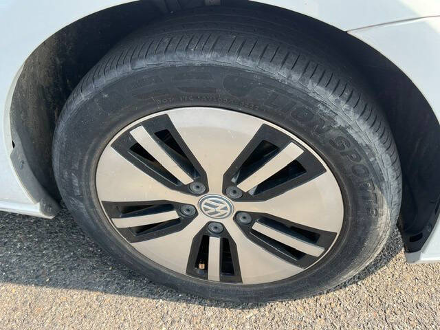 Used - Volkswagen e-Golf SE Hatchback for sale in Staten Island NY