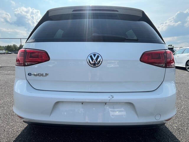 Used - Volkswagen e-Golf SE Hatchback for sale in Staten Island NY