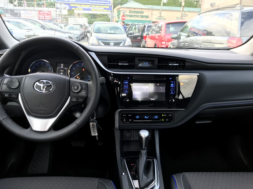 Used - Toyota Corolla SE Sedan for sale in Staten Island NY