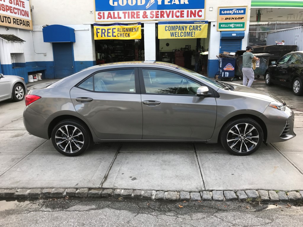 Used - Toyota Corolla SE Sedan for sale in Staten Island NY