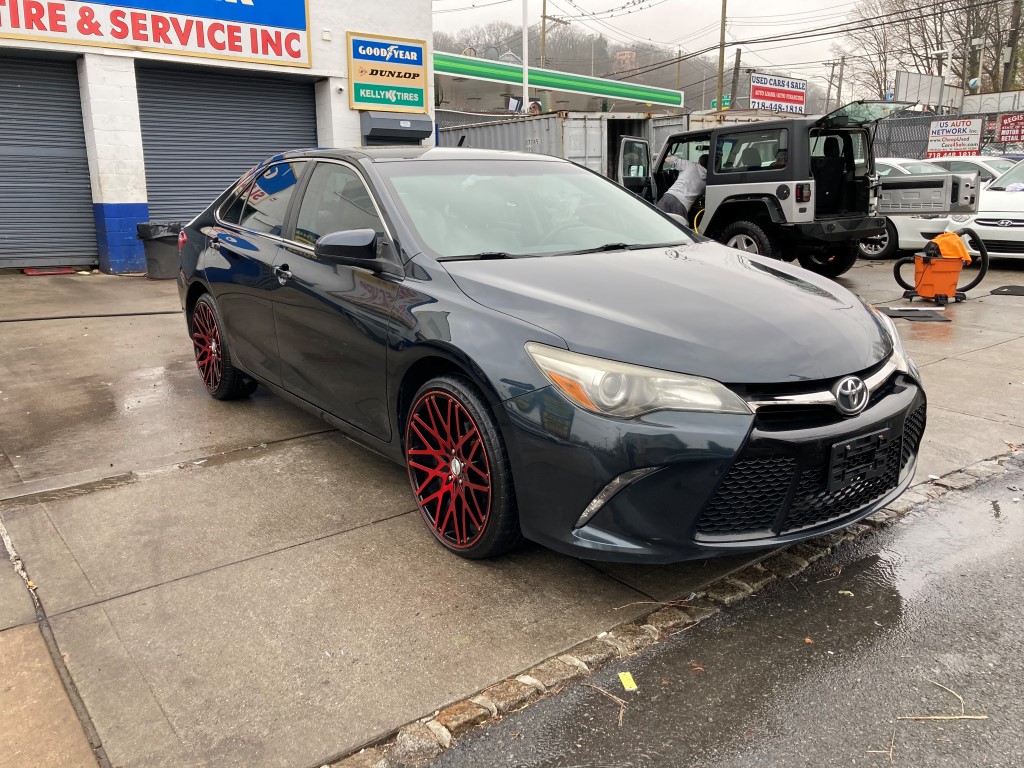 Used - Toyota Camry SE Sedan for sale in Staten Island NY