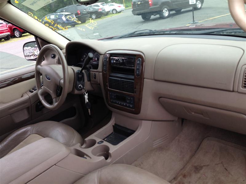 Pre-owned Car ExplorerFord