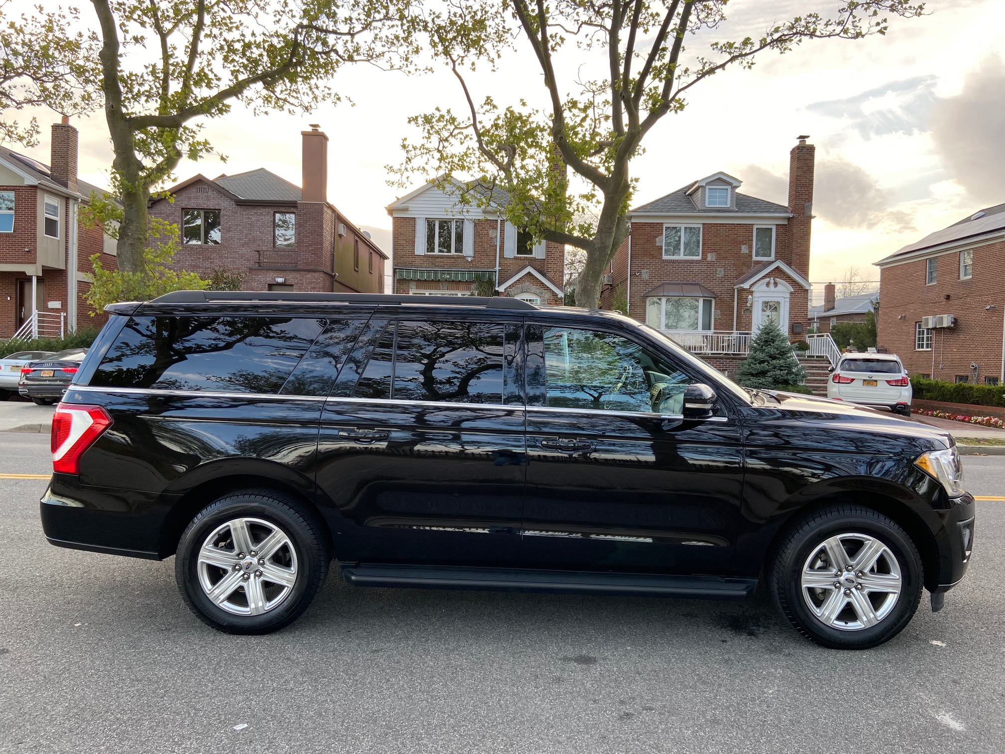 Used - Ford Expedition MAX XLT SUV for sale in Staten Island NY