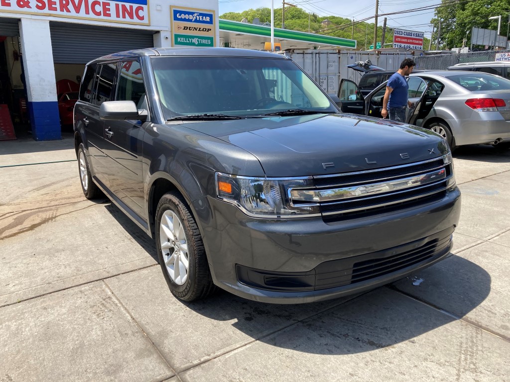 Used 2015 Ford Flex SE SUV 11,390.00