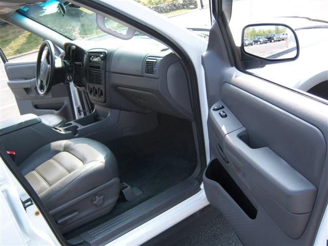 Pre-owned Car Explorer XLTFord