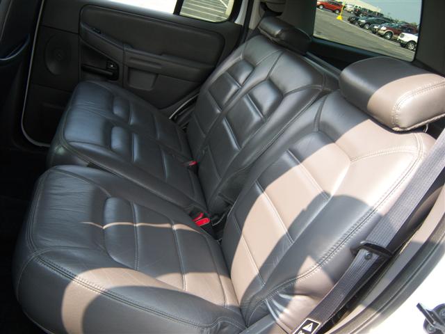 Pre-owned Car Explorer XLTFord