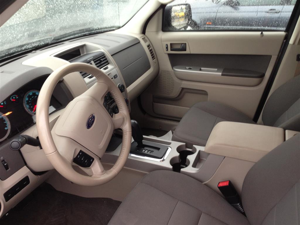 Pre-owned Car Escape XLTFord