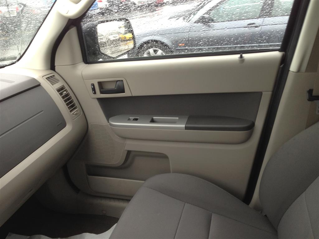 Pre-owned Car Escape XLTFord