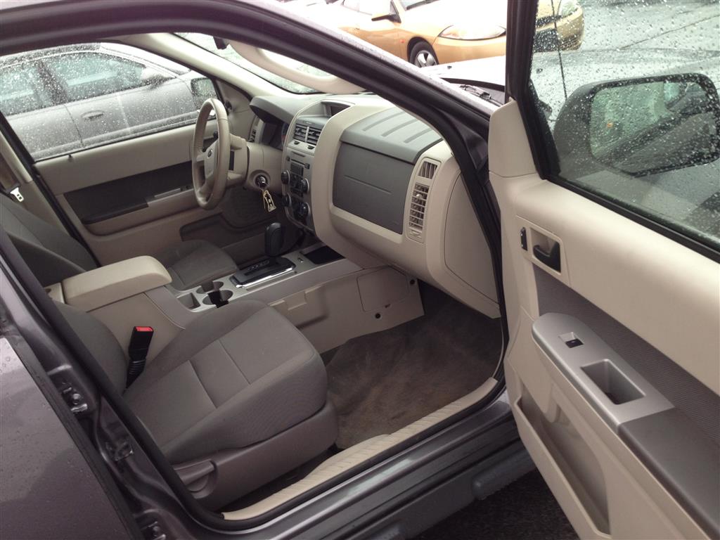 Pre-owned Car Escape XLTFord