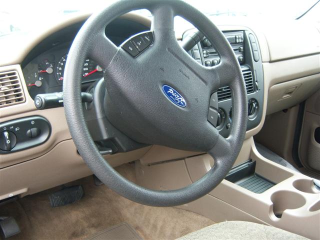 Pre-owned Car Explorer XLSFord