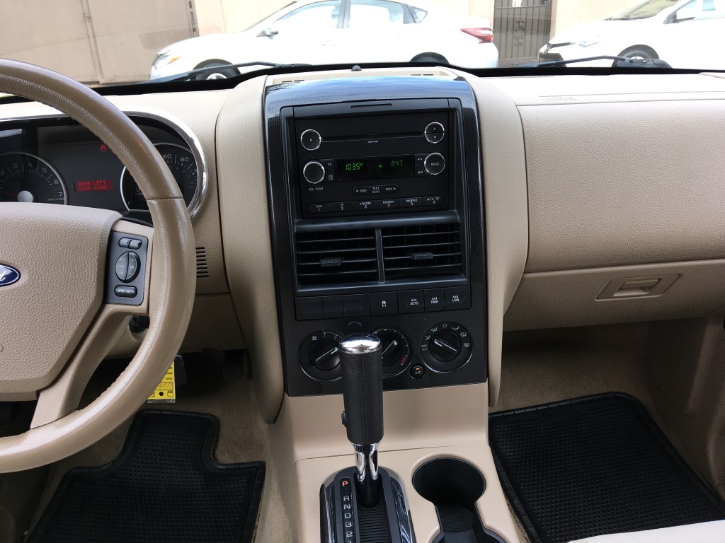 Used - Ford Explorer XLT 4x4 SUV for sale in Staten Island NY