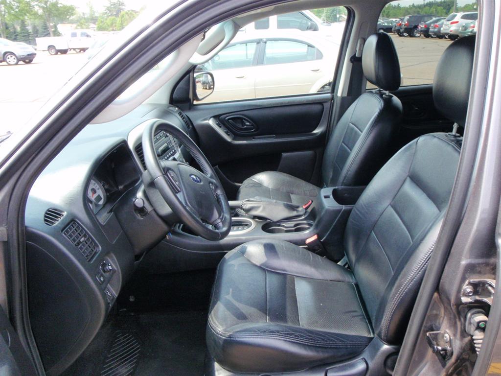 2005 Ford Escape Limited Sport Utility for sale in Brooklyn, NY