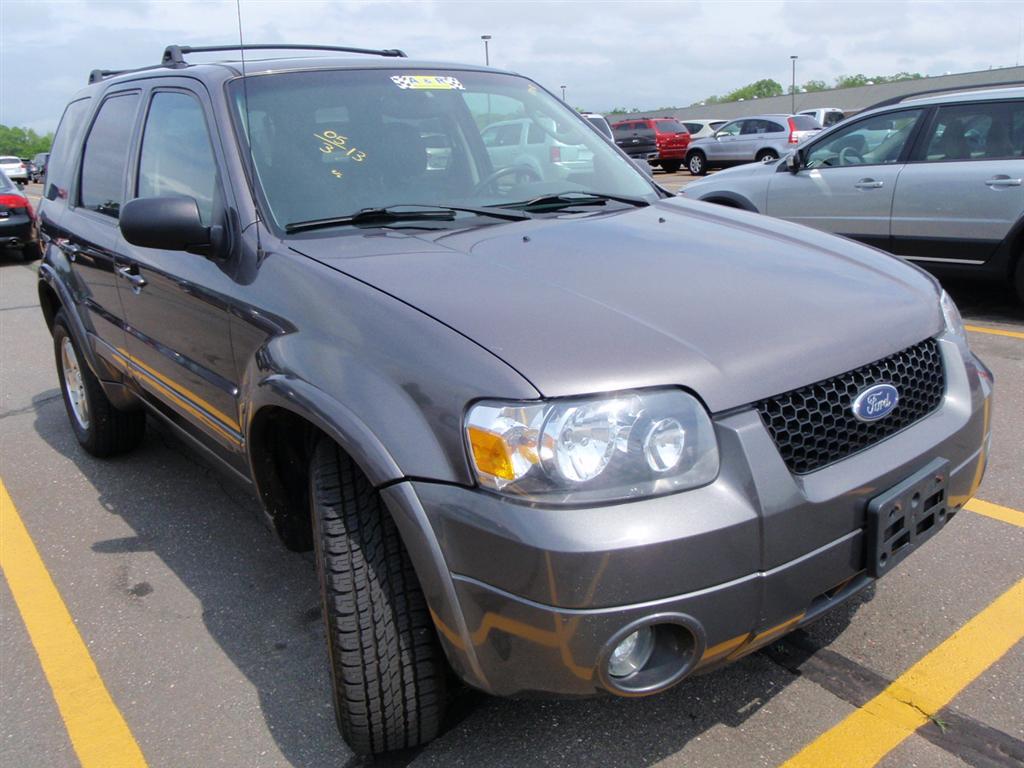 2005 Ford Escape Limited Sport Utility for sale in Brooklyn, NY