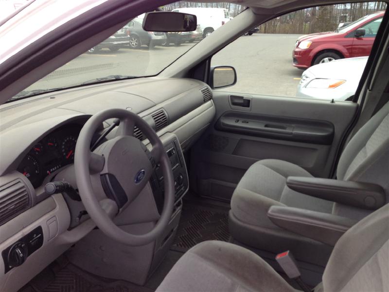 Pre-owned Car FreestarFord