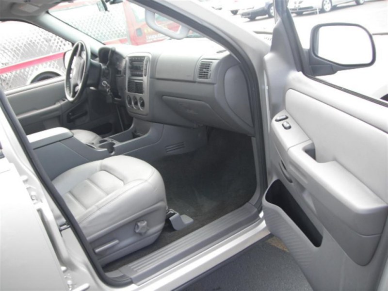 Pre-owned Car Explorer XLTFord