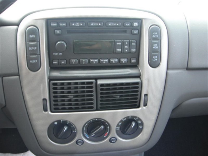 Pre-owned Car Explorer XLTFord