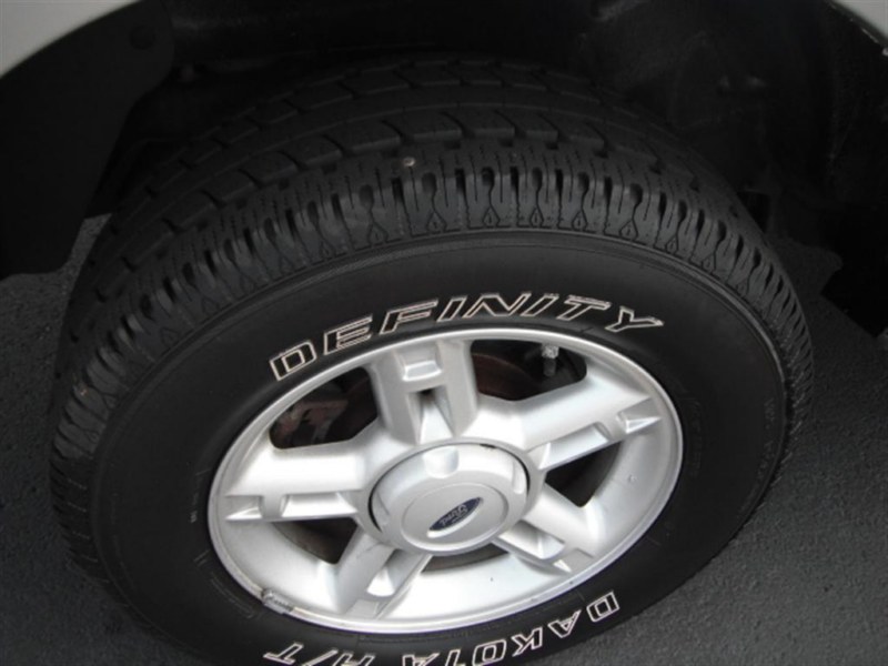 Pre-owned Car Explorer XLTFord