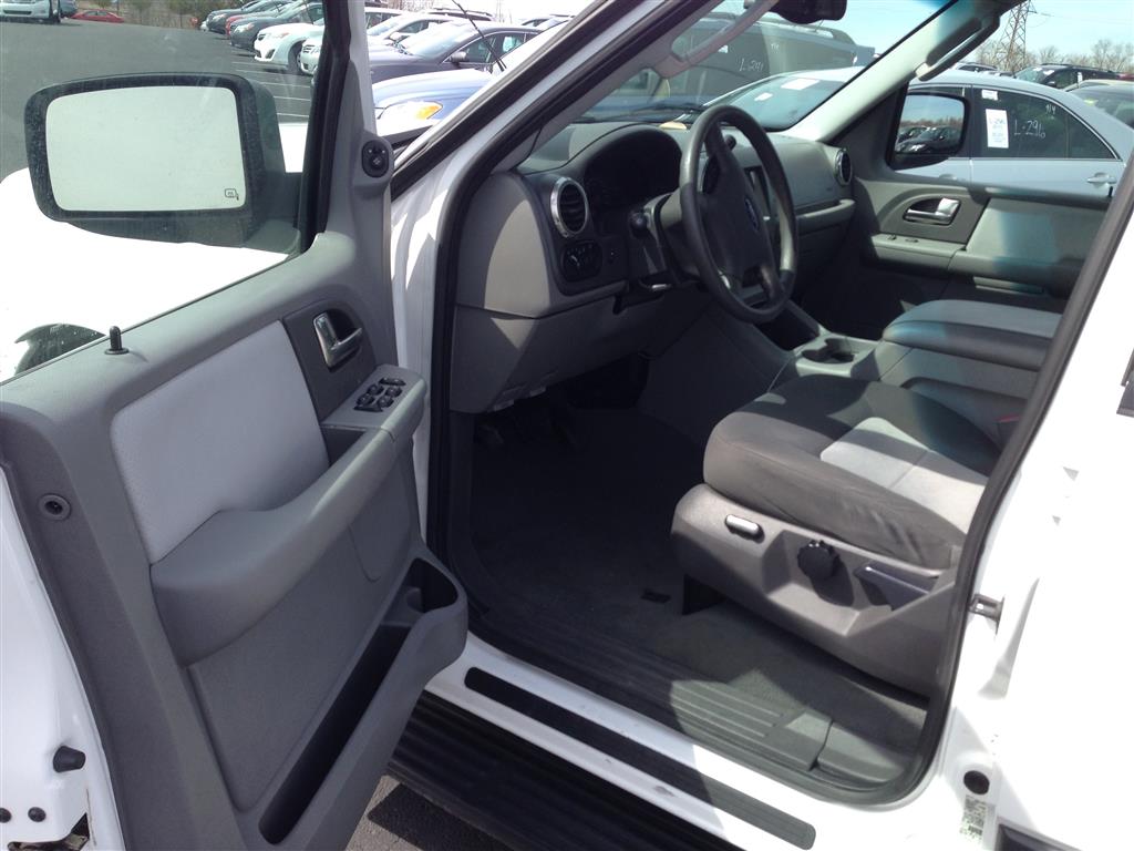 Pre-owned Car Expedition XLTFord
