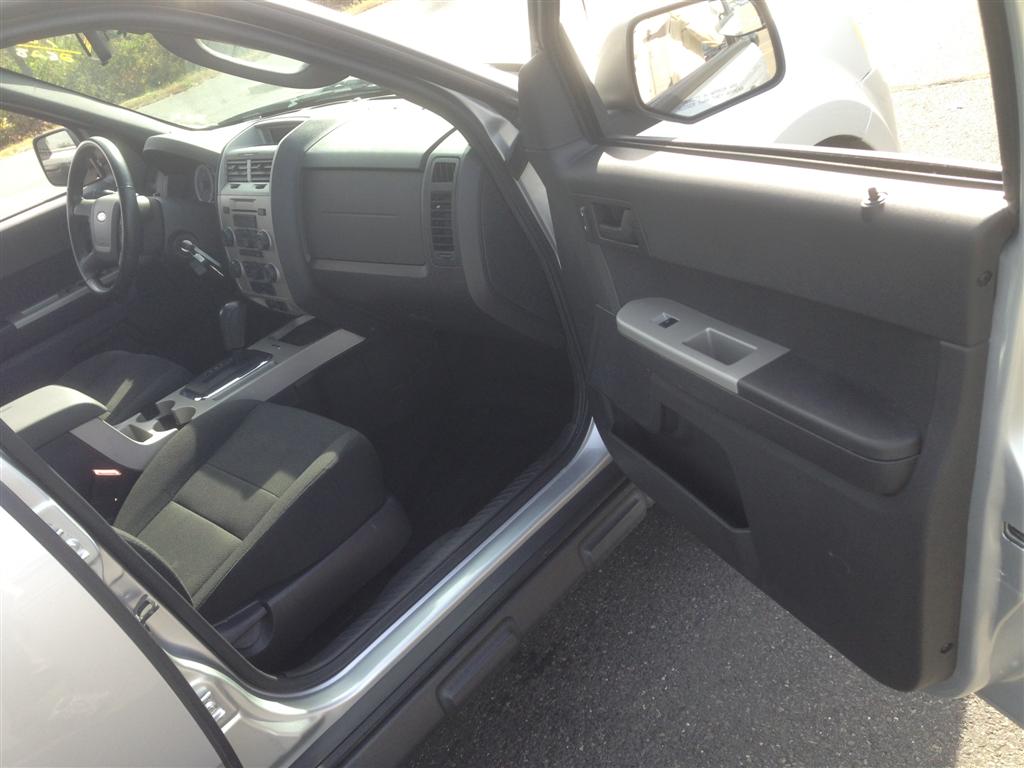 Pre-owned Car EscapeFord