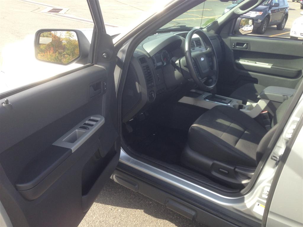 Pre-owned Car EscapeFord