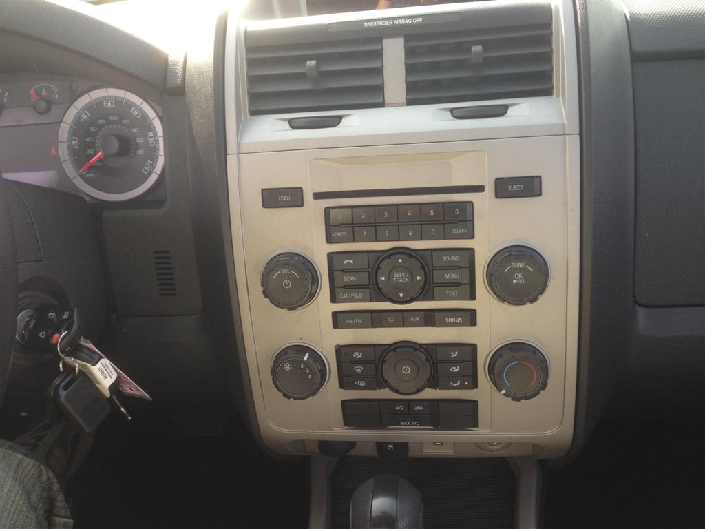 Pre-owned Car EscapeFord