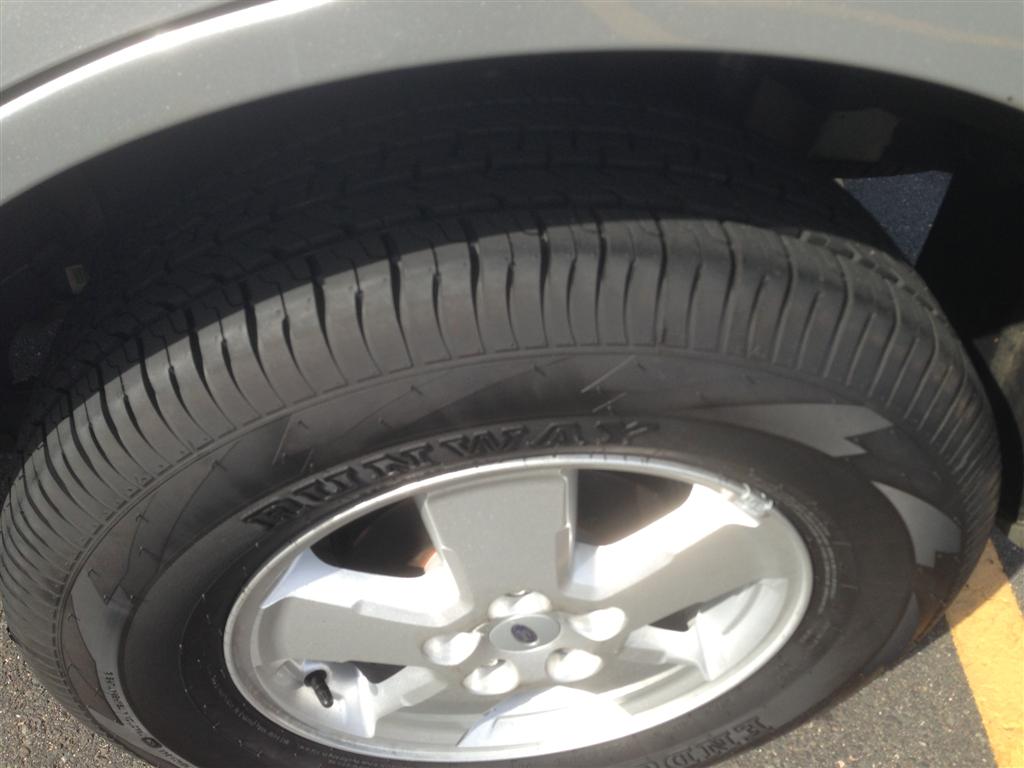 Pre-owned Car EscapeFord