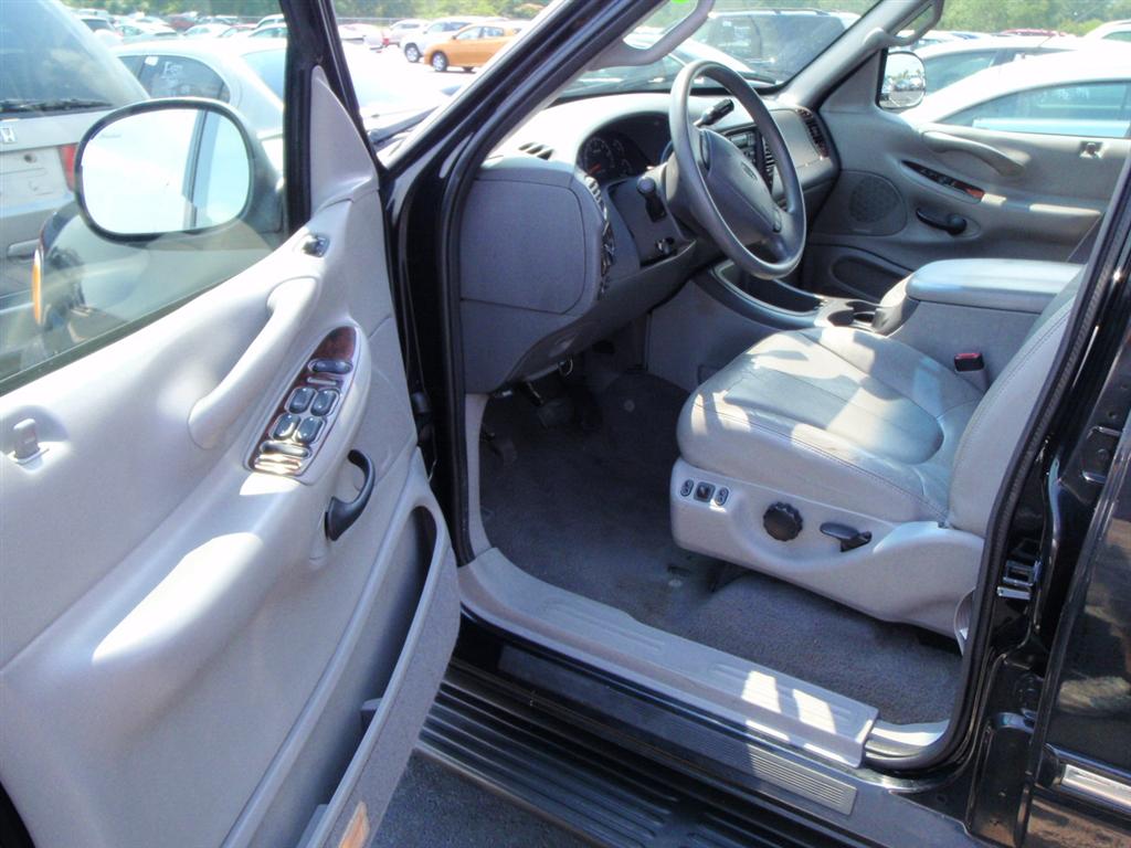 Pre-owned Car Expedition XLTFord